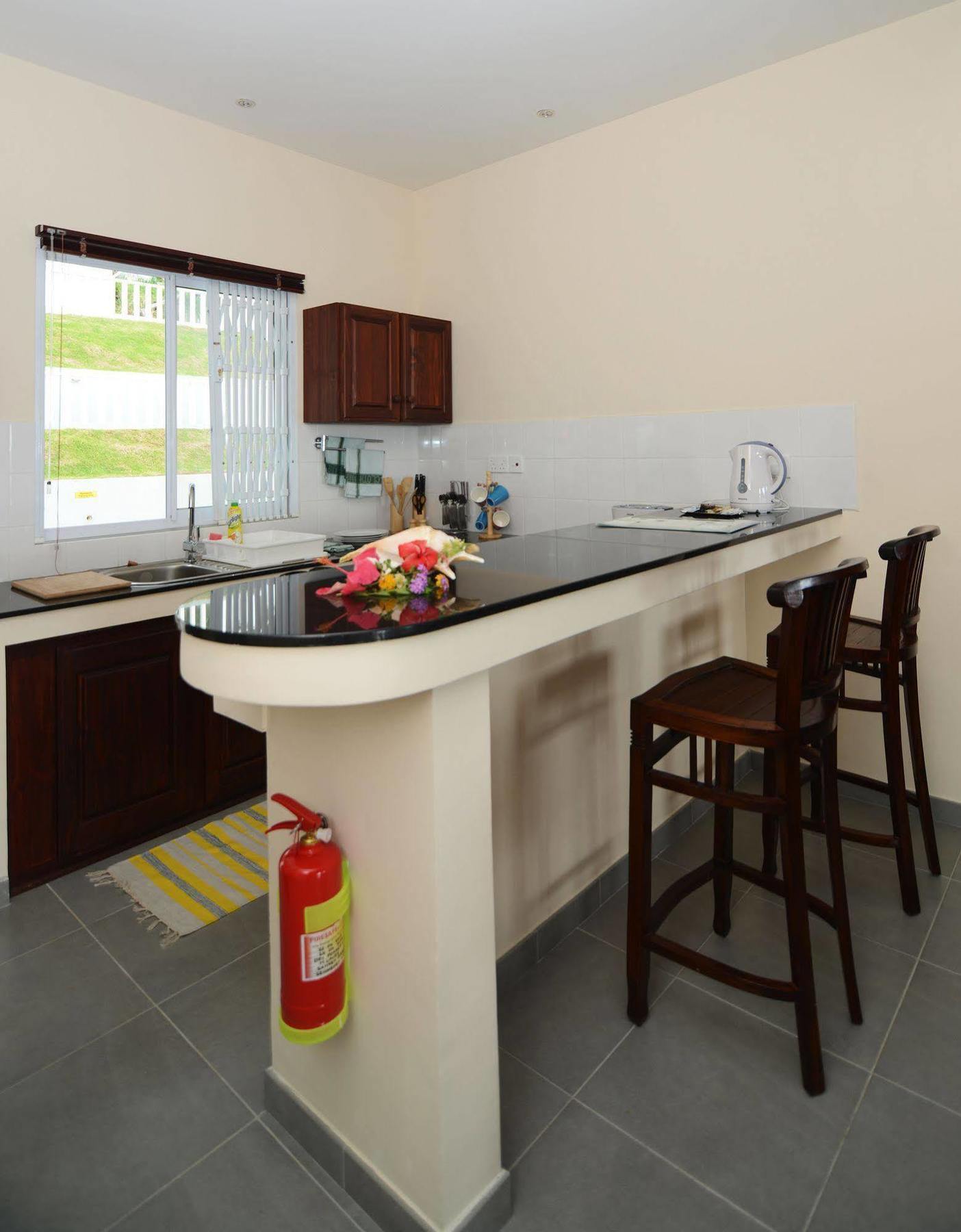 טקמק Surfers Beach Self Catering Chalets מראה חיצוני תמונה