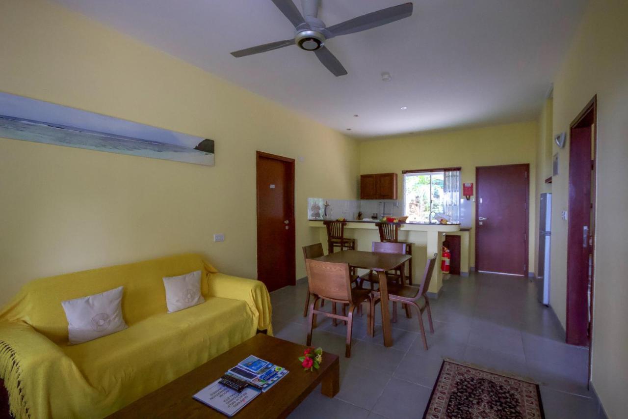 טקמק Surfers Beach Self Catering Chalets מראה חיצוני תמונה